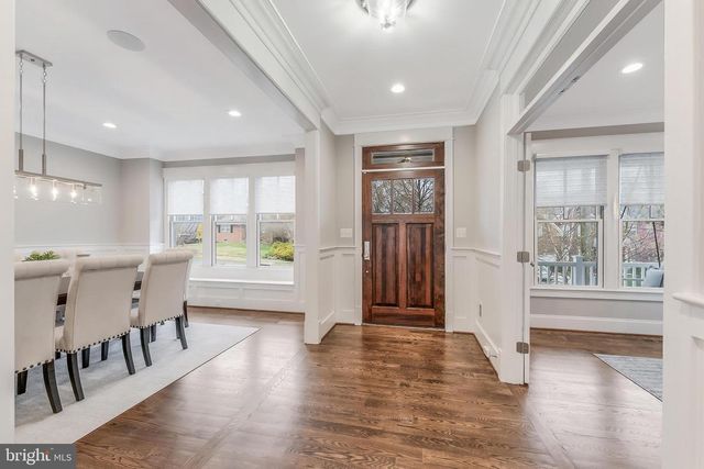 6805 LUMSDEN ST, Mclean, VA 22101