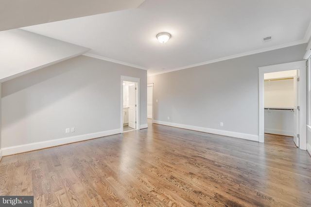 6805 LUMSDEN ST, Mclean, VA 22101