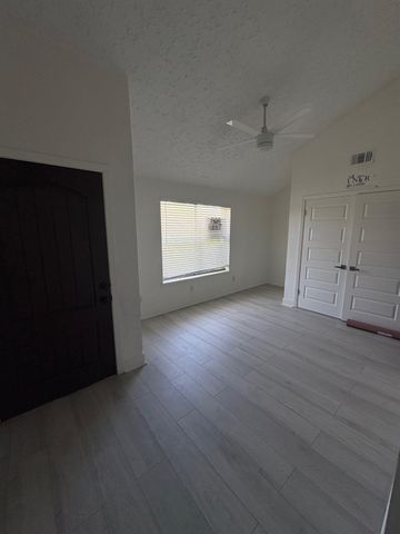 3723 Westmeadow Drive, Houston, TX 77082