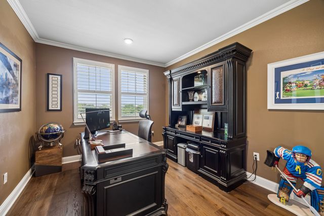 1735 Wittington Place 3207, Farmers Branch, TX 75234