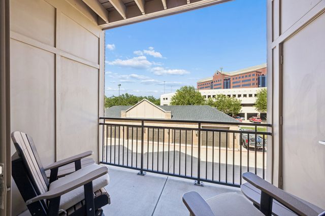 1735 Wittington Place 3207, Farmers Branch, TX 75234