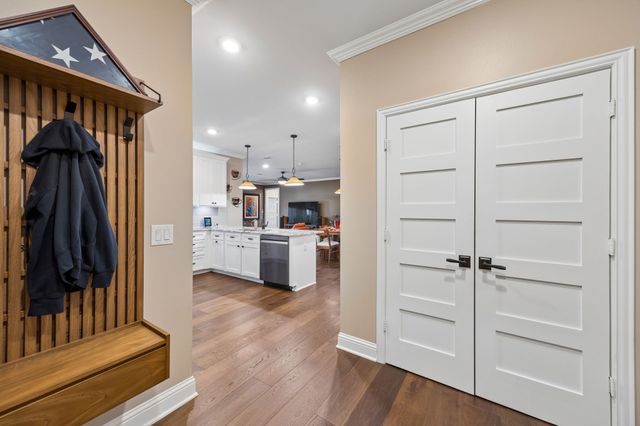 1735 Wittington Place 3207, Farmers Branch, TX 75234
