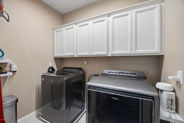 1735 Wittington Place 3207, Farmers Branch, TX 75234