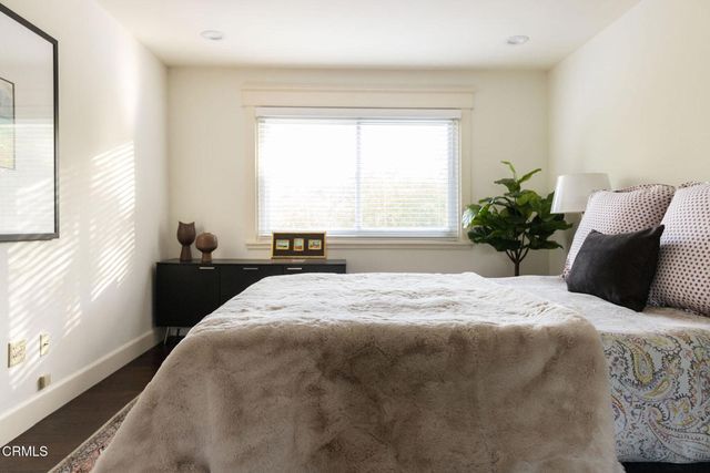 382 E California Boulevard 105, Pasadena, CA 91106