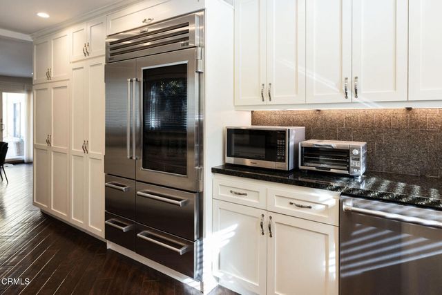 382 E California Boulevard 105, Pasadena, CA 91106