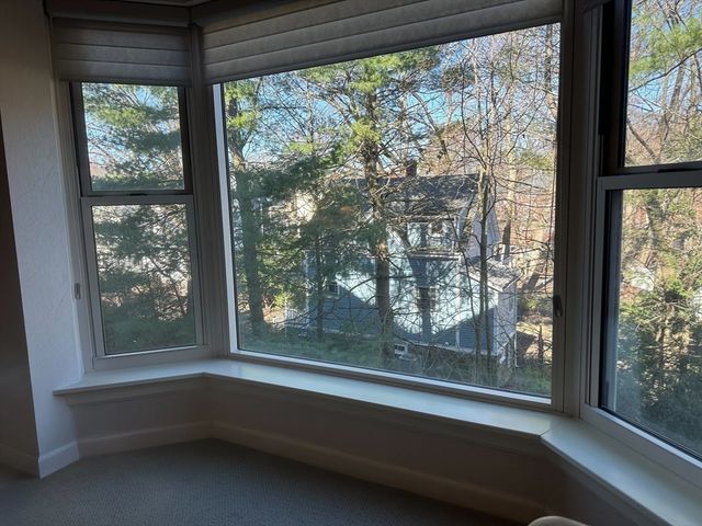 1 Watermill Pl 316, Arlington, MA 02476