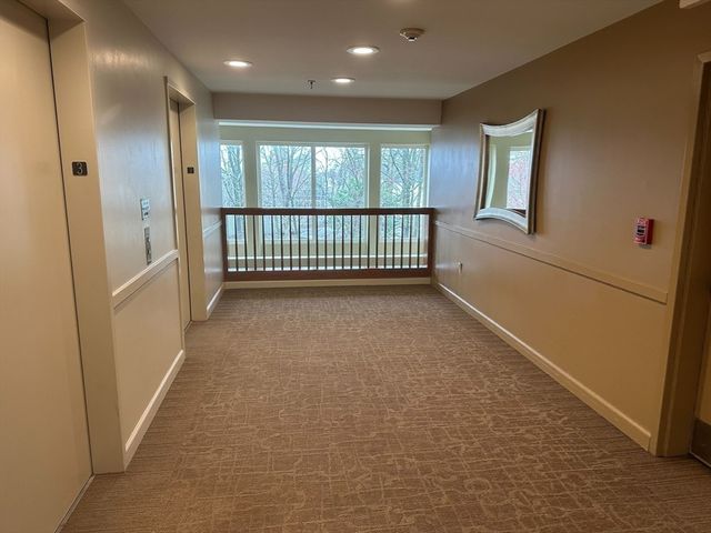 1 Watermill Pl 316, Arlington, MA 02476