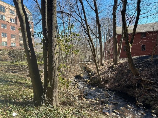 1 Watermill Pl 316, Arlington, MA 02476