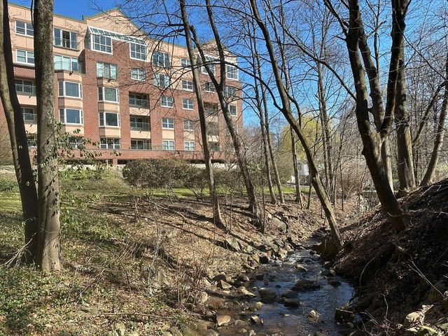 1 Watermill Pl 316, Arlington, MA 02476