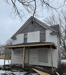 740 Cleveland Avenue, South Bend, IN 46628