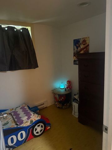 96 Birch St, Attleboro, MA 02703