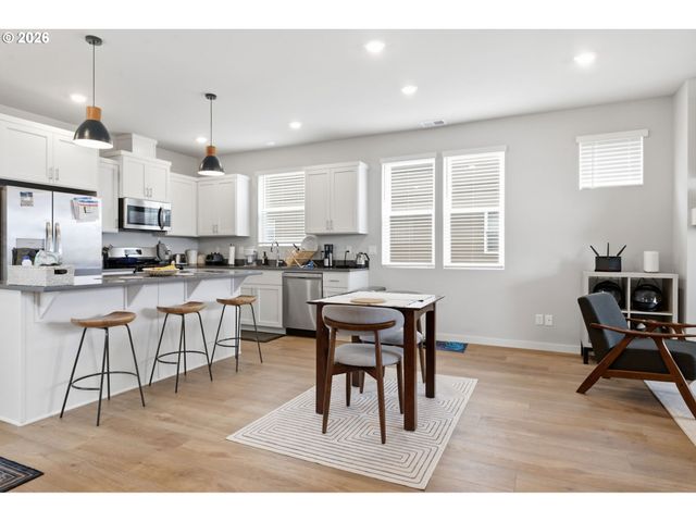 875 Legacy, Eugene, OR 97402