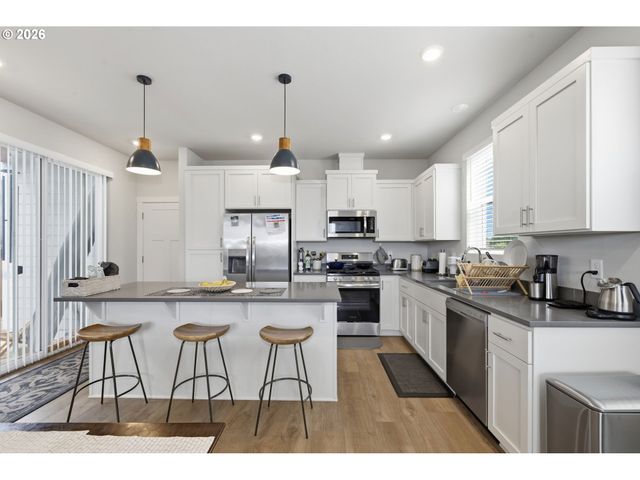 875 Legacy, Eugene, OR 97402