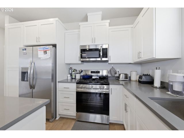 875 Legacy, Eugene, OR 97402