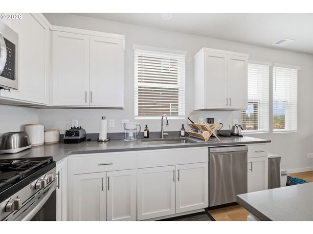 875 Legacy, Eugene, OR 97402