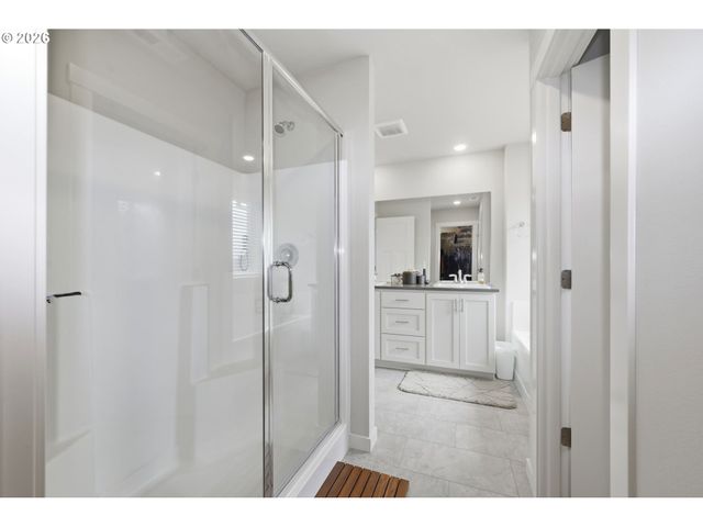 875 Legacy, Eugene, OR 97402