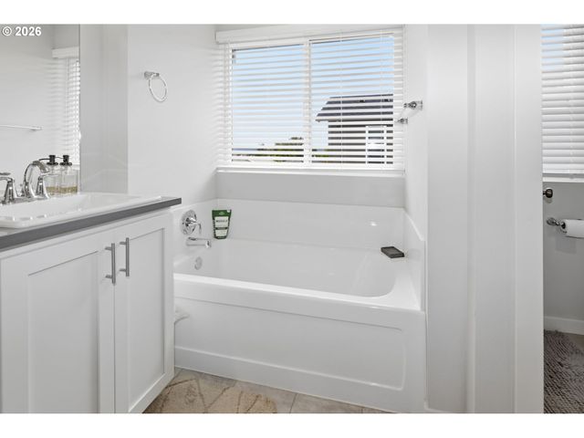 875 Legacy, Eugene, OR 97402