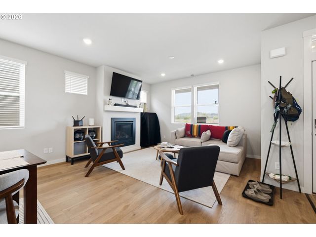 875 Legacy, Eugene, OR 97402