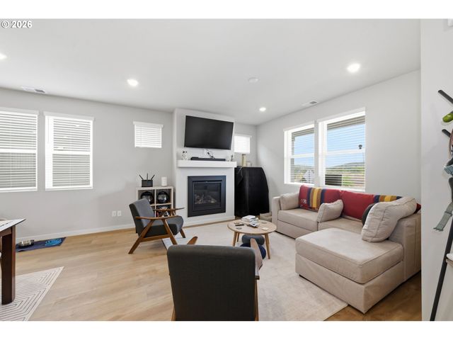 875 Legacy, Eugene, OR 97402