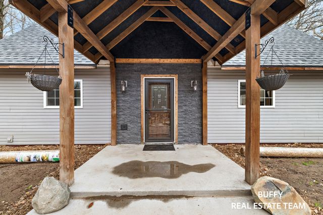 5242 S Hawkins Road, Pinora Twp, MI 49623