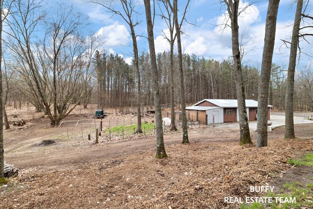 5242 S Hawkins Road, Pinora Twp, MI 49623