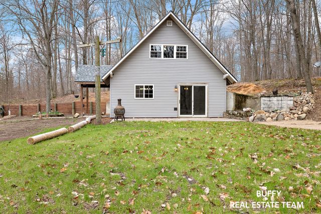 5242 S Hawkins Road, Pinora Twp, MI 49623