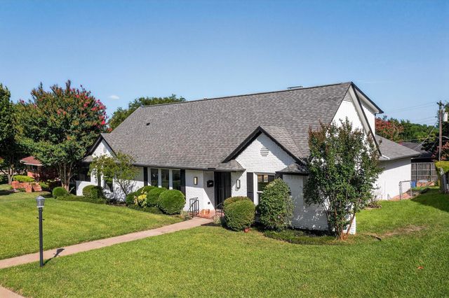 10132 Medlock Drive, Dallas, TX 75218