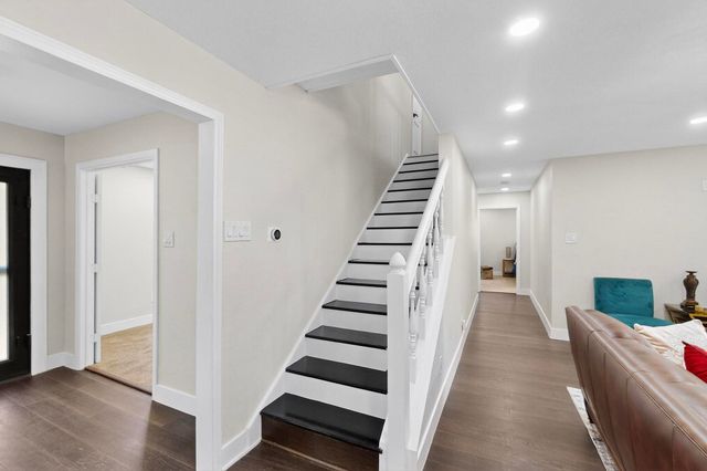 10132 Medlock Drive, Dallas, TX 75218