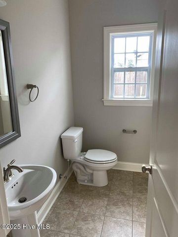 2105 Remington Court B, Greenville, NC 27834