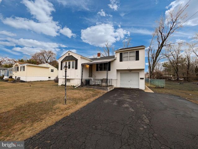 110 ELMWOOD AVE, Feasterville Trevose, PA 19053