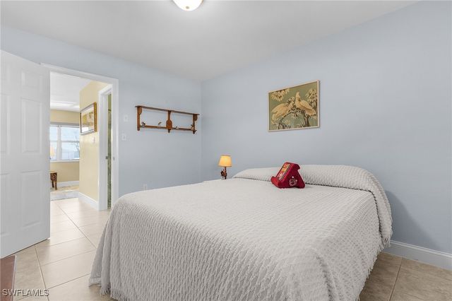 2859 Cheryl ST, Matlacha, FL 33993