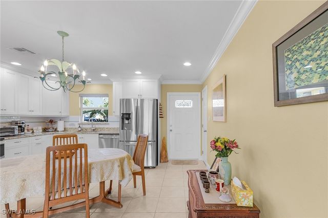 2859 Cheryl ST, Matlacha, FL 33993