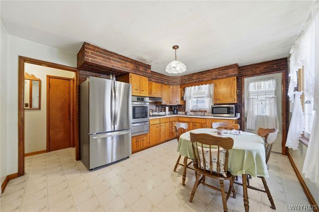 209 Harvard Avenue, Cheektowaga, NY 14043