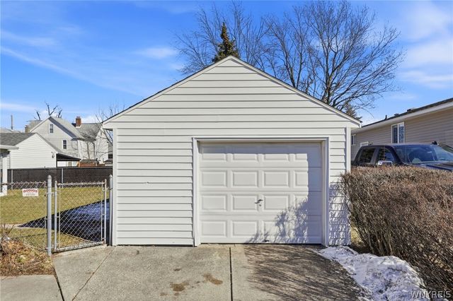 209 Harvard Avenue, Cheektowaga, NY 14043