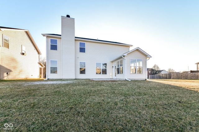 11050 Long Lake Lane, Fishers, IN 46037