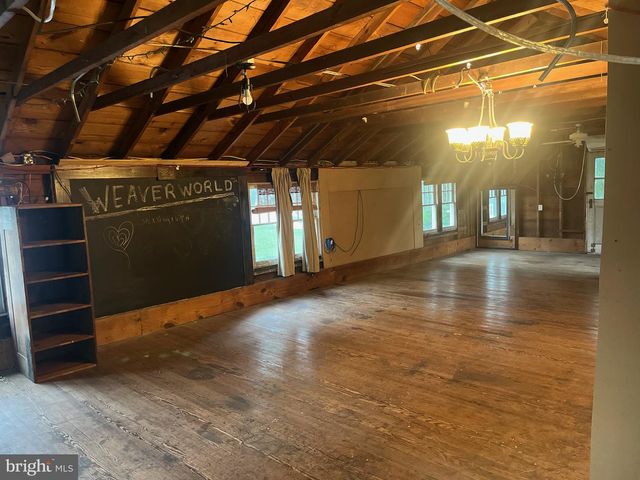 13825 MAUGANSVILLE RD, Maugansville, MD 21767