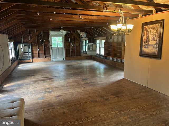 13825 MAUGANSVILLE RD, Maugansville, MD 21767
