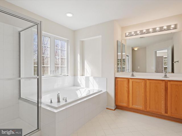 43417 SPRING CELLAR CT, Leesburg, VA 20176