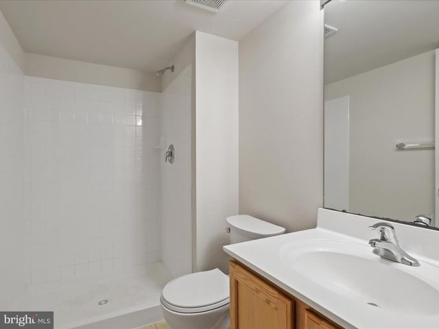 43417 SPRING CELLAR CT, Leesburg, VA 20176