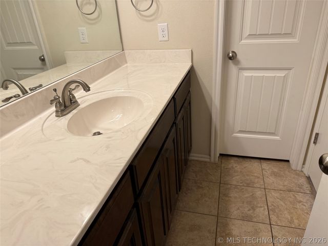 4013 W 105th Street S, Jenks, OK 74037