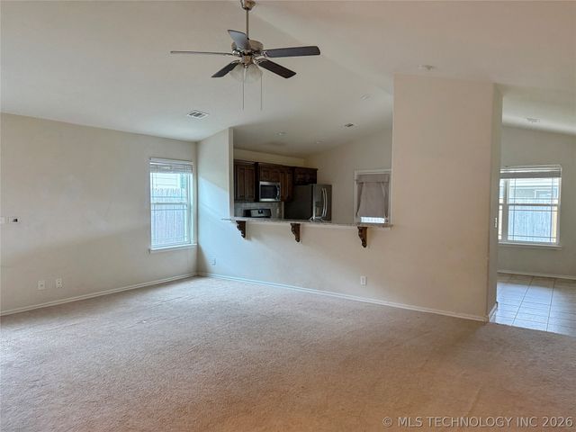 4013 W 105th Street S, Jenks, OK 74037