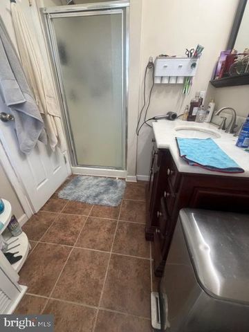 110 JENNIFER WAY, Upper Chichester, PA 19061