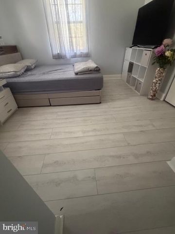 110 JENNIFER WAY, Upper Chichester, PA 19061