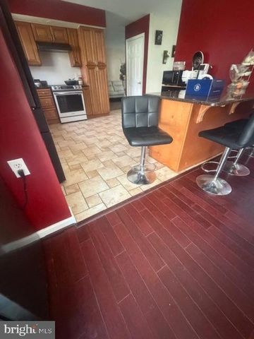 110 JENNIFER WAY, Upper Chichester, PA 19061