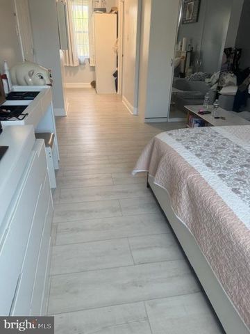 110 JENNIFER WAY, Upper Chichester, PA 19061