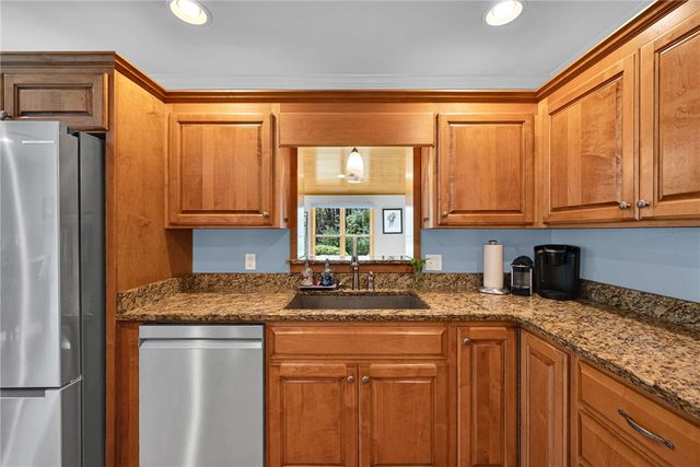 1010 Ridgeview Drive, Pendleton, SC 29670
