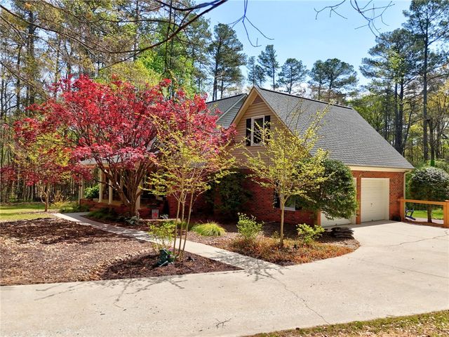 1010 Ridgeview Drive, Pendleton, SC 29670