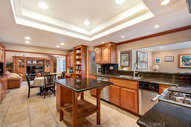 7081 Surfside, Huntington Beach, CA 92648