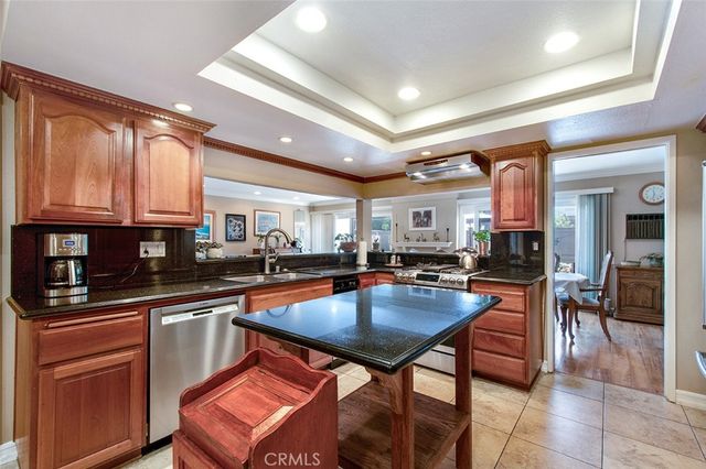 7081 Surfside, Huntington Beach, CA 92648