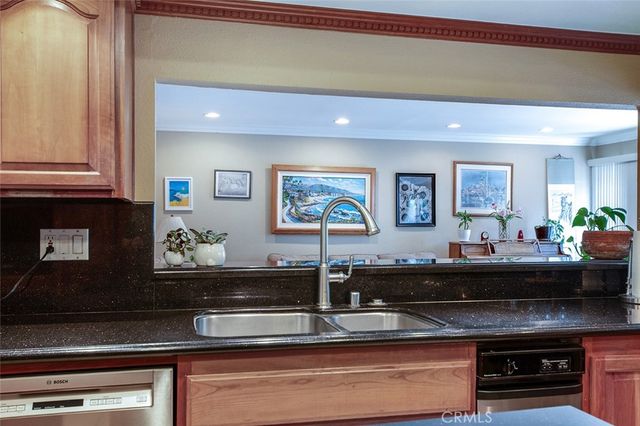 7081 Surfside, Huntington Beach, CA 92648